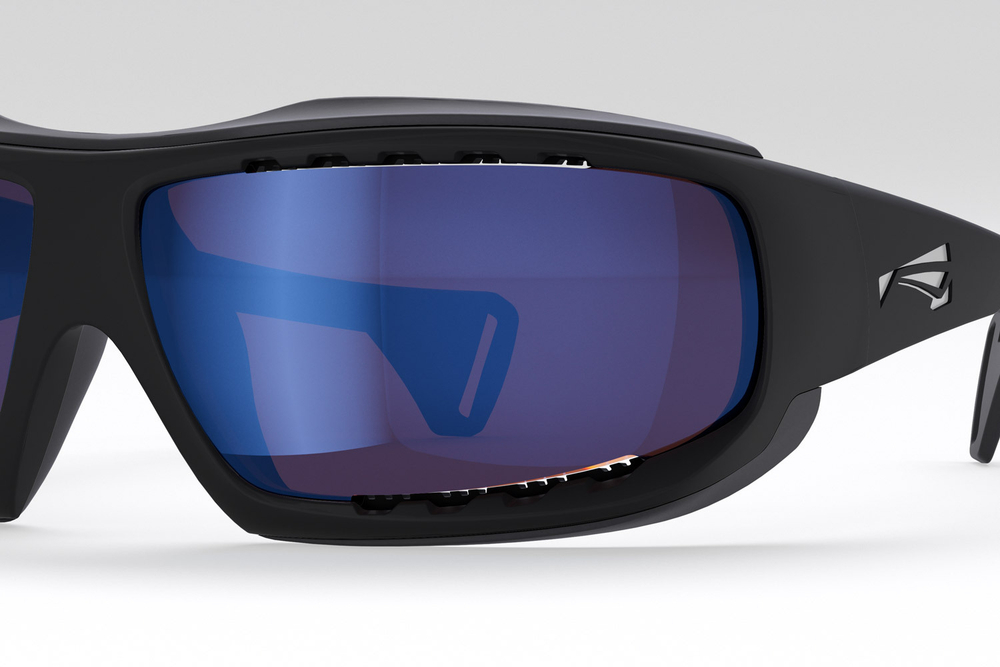 Спортивные очки LiP Typhoon / Matt Black - Black / Zeiss / PA Polarized / Pacific Blue Lens