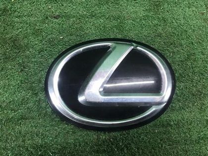 Эмблема решетки радиатора Lexus RX 3 AL10 (2008-2012)