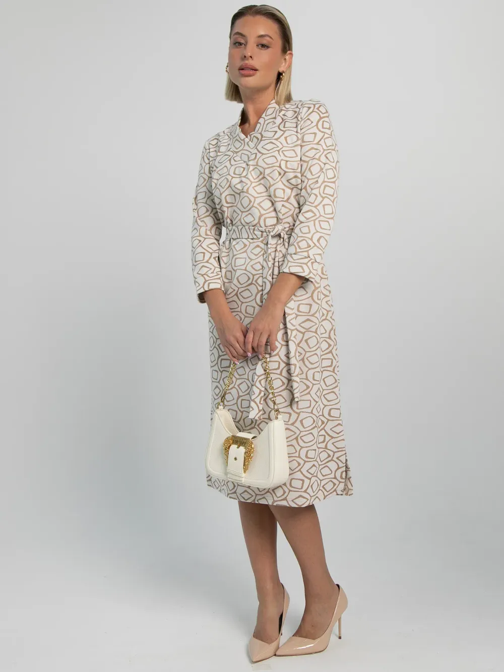 Платье Лаконичный стиль (бежевое) П16035-19М LT Collection