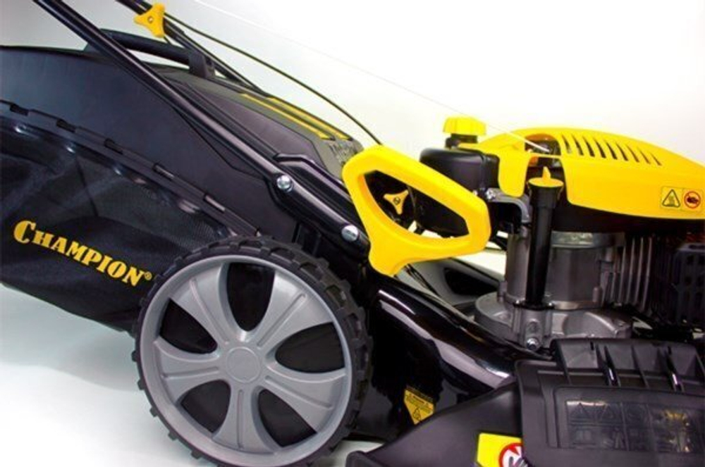 Газонокосилка бензиновая Champion LM5345