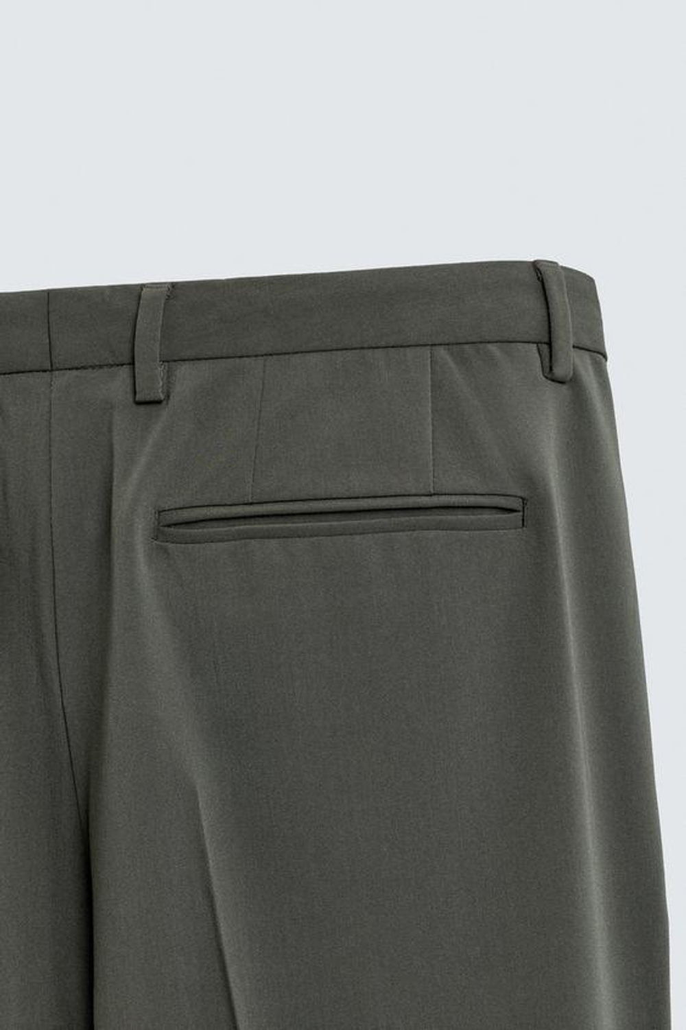 ZARA КОСТЮМНЫЕ БРЮКИ КОМФОРТНОГО КРОЯ, ЗЕЛЕНЫЙ