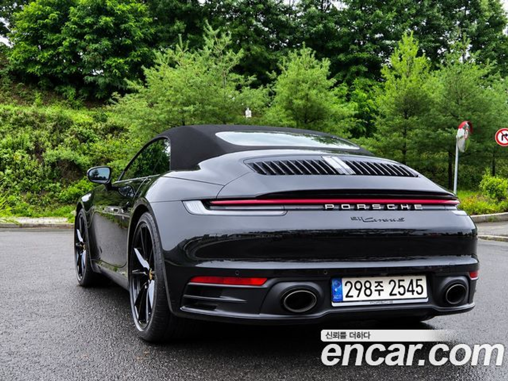 Porsche 911 Carrera S Cabriolet — 2021