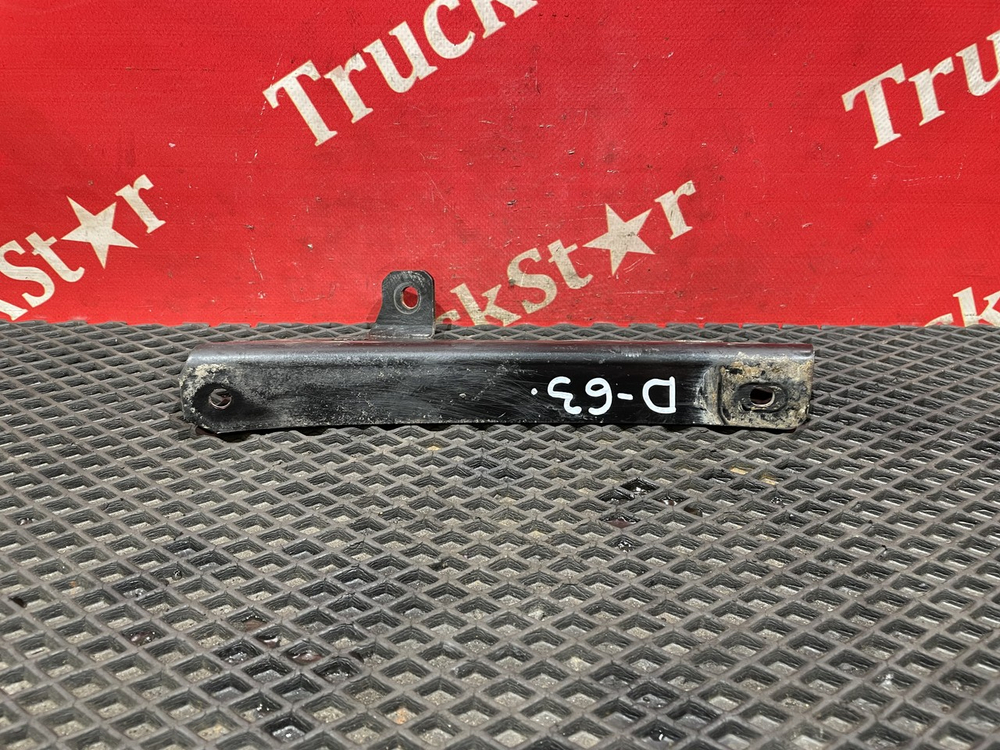 Кронштейн крыла левый 2018г.
