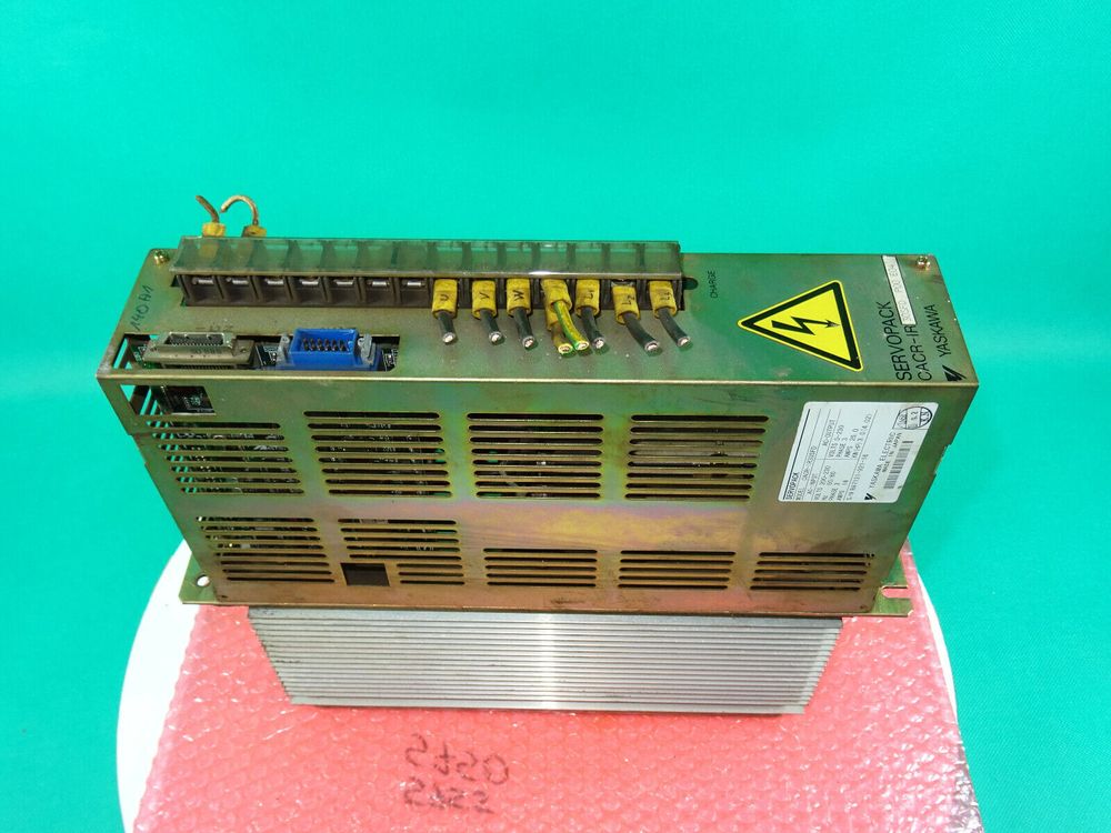 YASKAWA CACR-IR30SFD YASKAWA CACR-IR30SFD