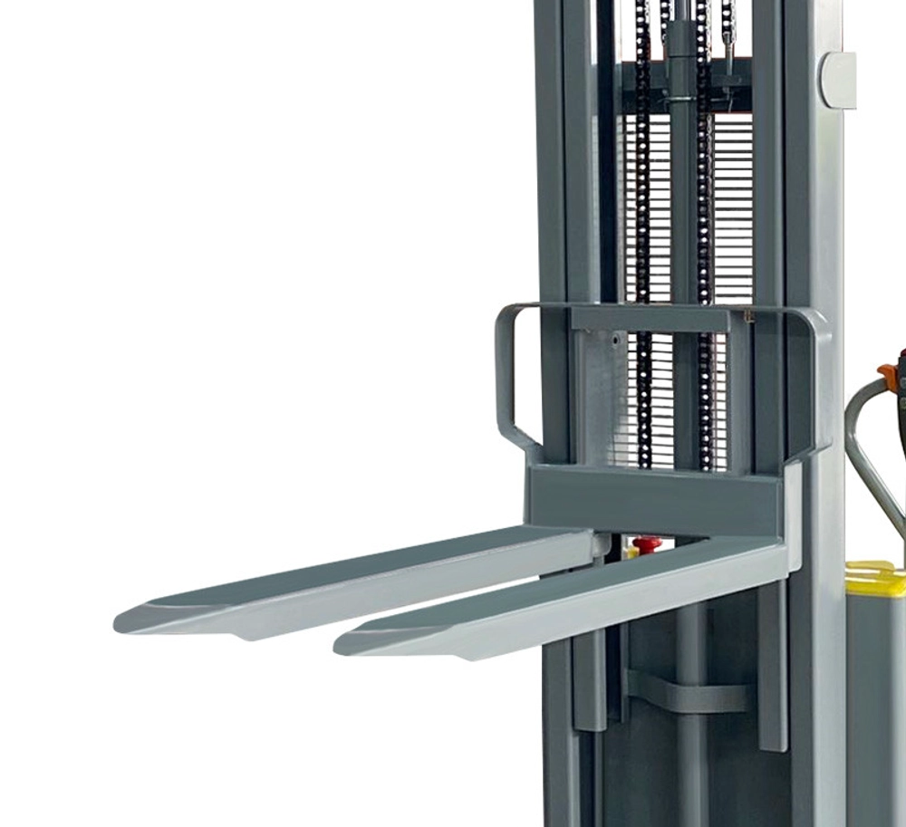 Самоходный электроштабелер PROLIFT SDR 1535-S
