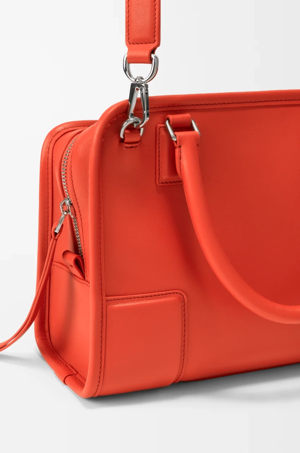 Loewe Маленькая сумка Amazona 180 из мягкой телячьей кожи, оранжевый