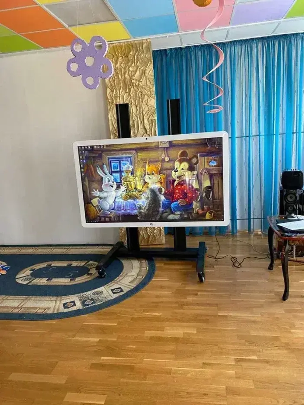 Детская интерактивная панель Olodim Prestige 75"