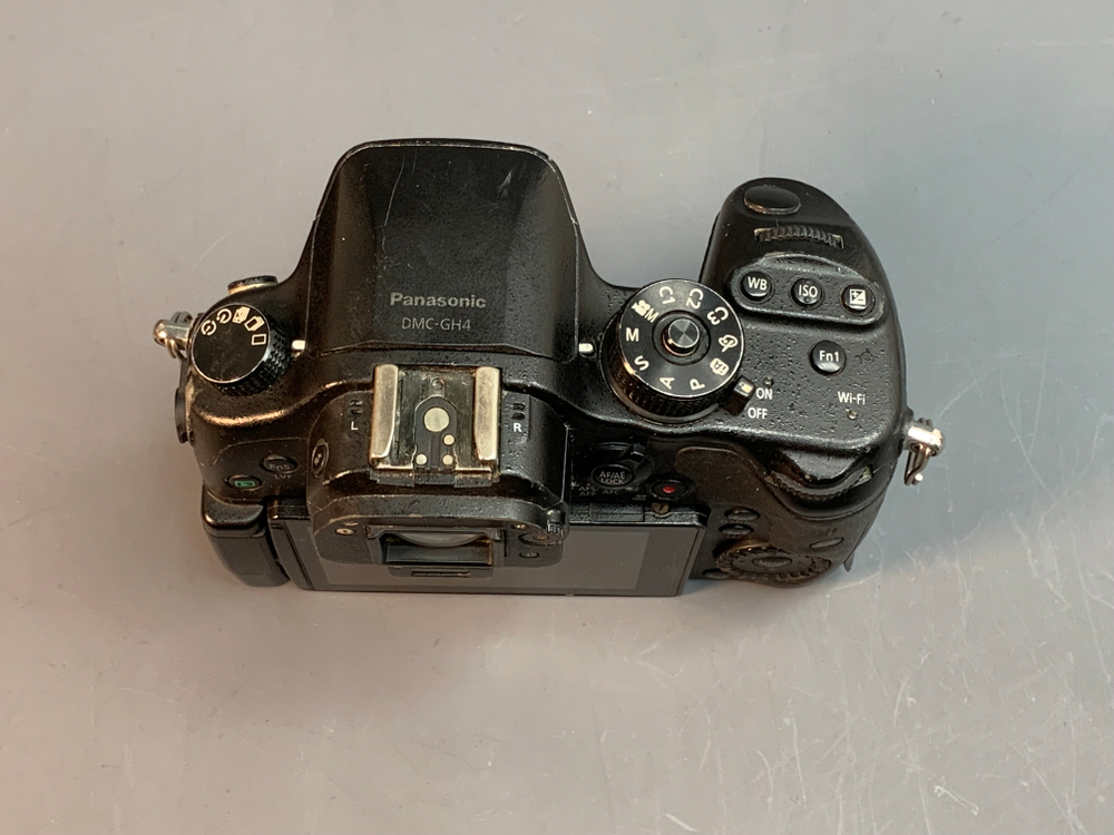Panasonic Lumix DMC-GH4 С нюансом
