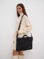Легкая сумка для ноутбука 14" и 15,6" с карманом и ремнем на плечо (Стеганый черный)