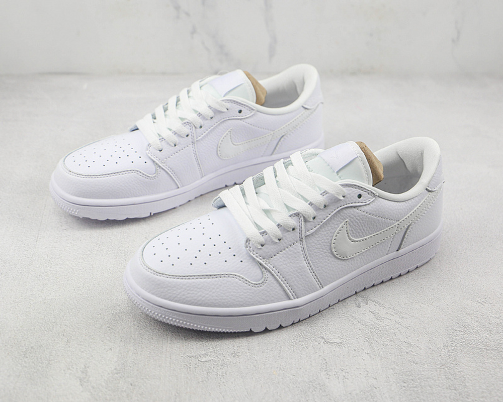 Jordan 1 Retro Low Golf Triple White