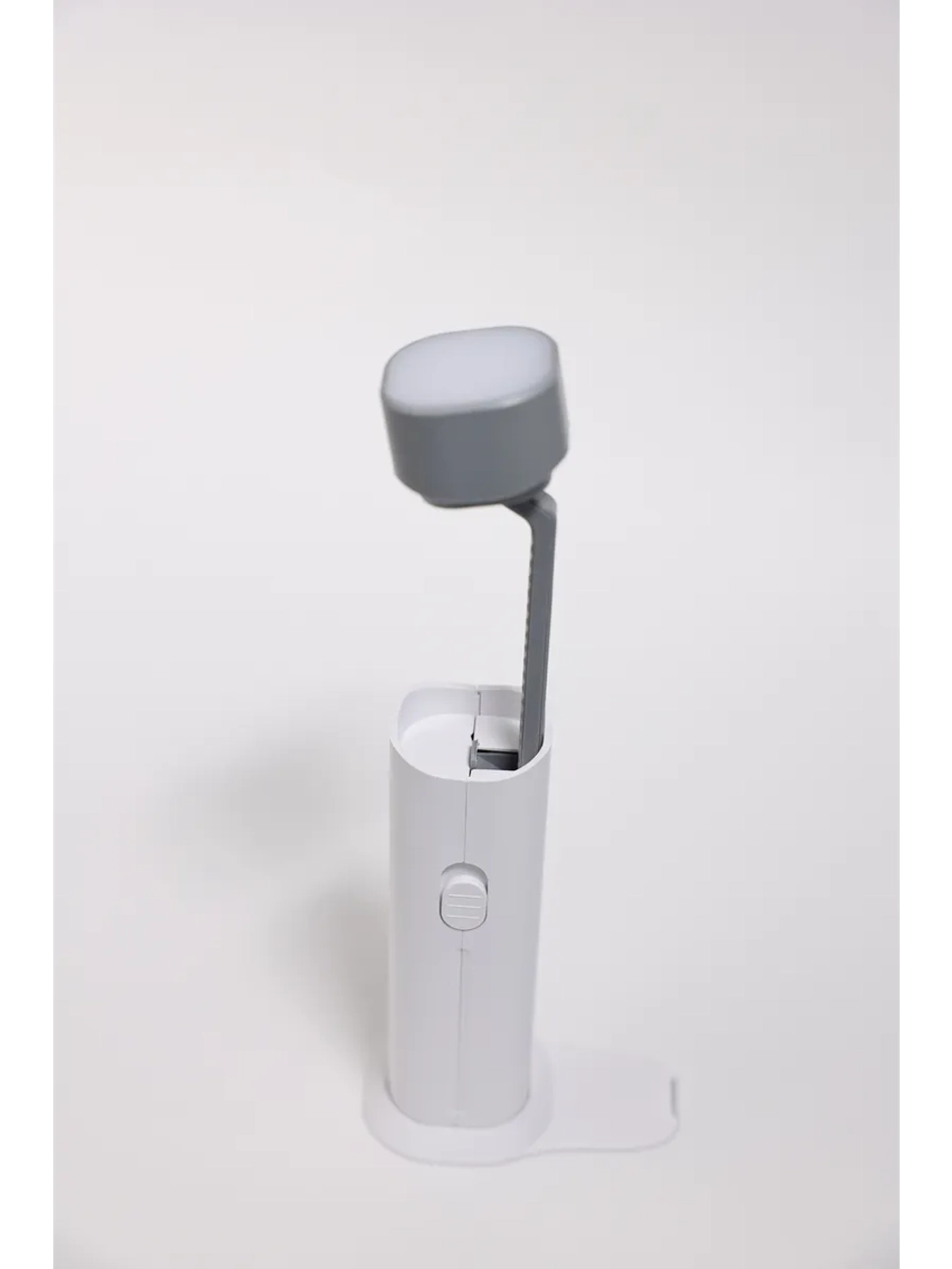 Фонарик аккумуляторный карманный Power bank 4000 Ma