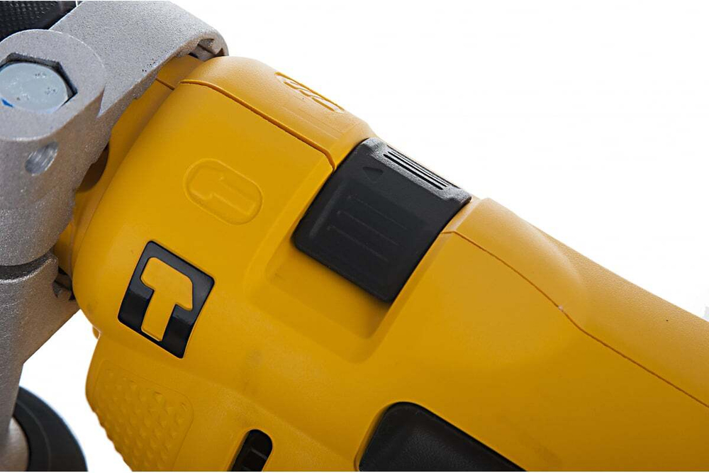 Ударная дрель DeWALT DWD024S
