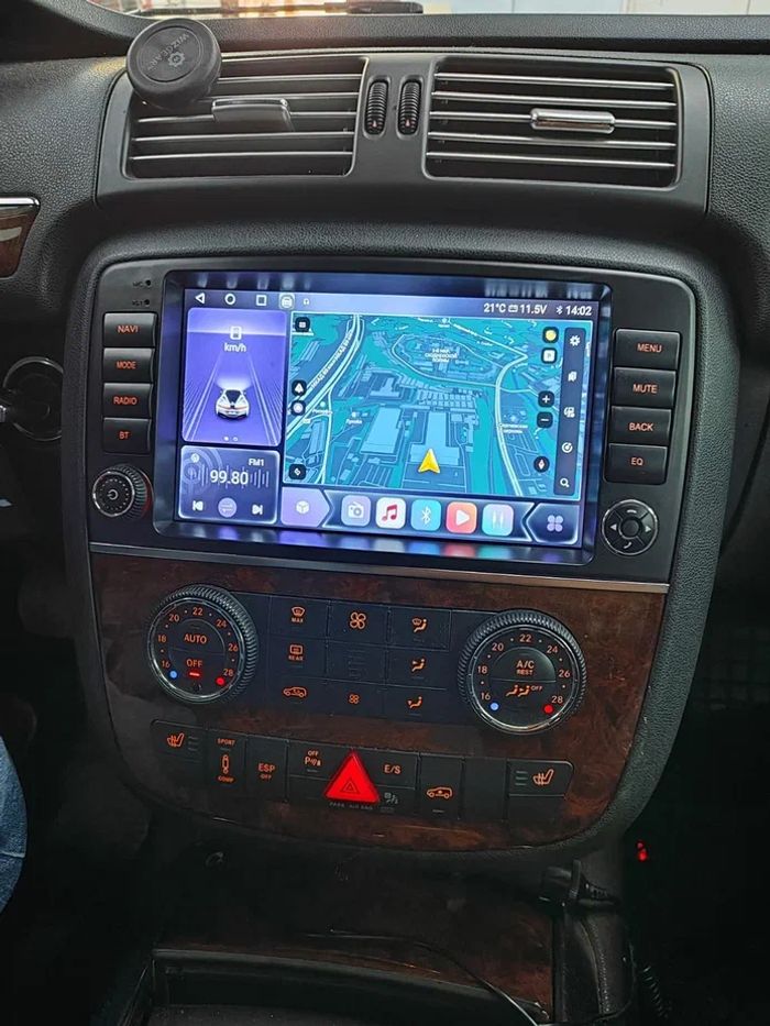 Магнитола для Mercedes-Benz R (W251) 2005-2015 (рамка с крутилками) - Kuberg QLed+2K, Android 14, TS105, Быстрейшая, CarPlay, SIM-слот
