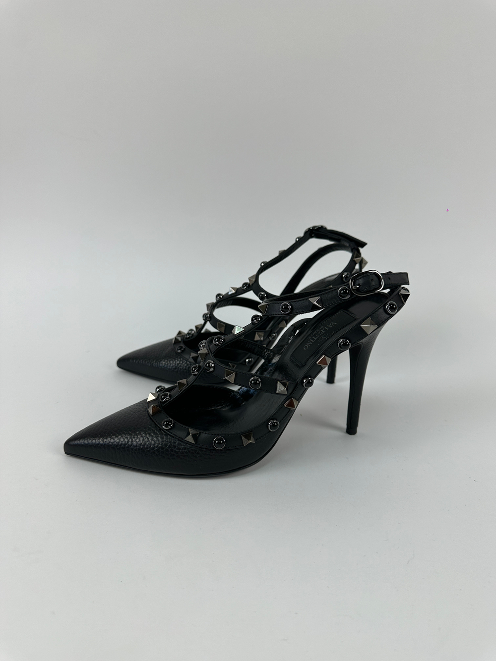Слингбэки Valentino