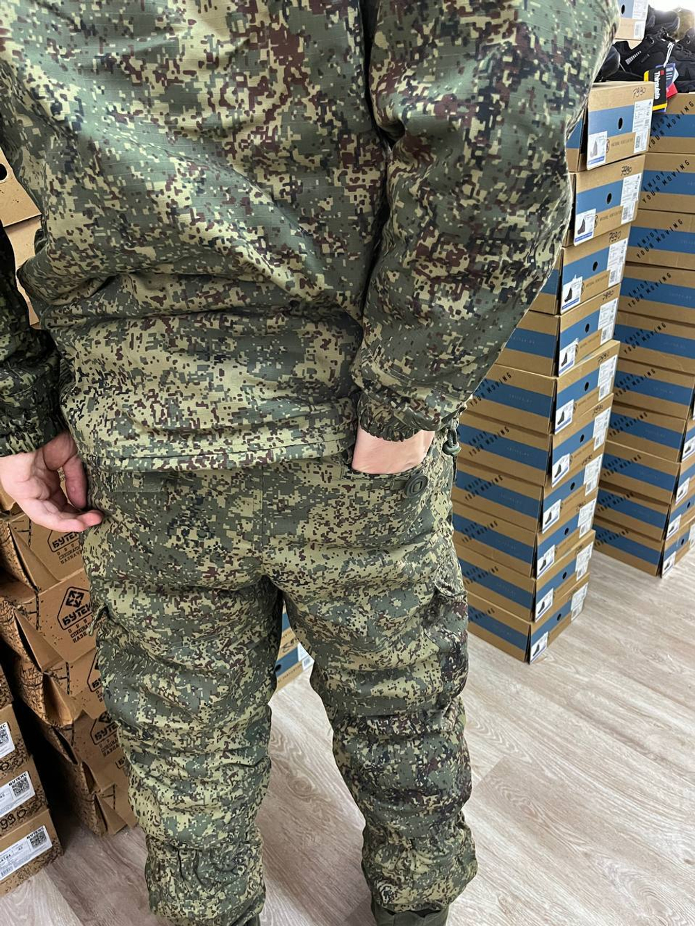 Горка 5 зима / зелёный пиксель