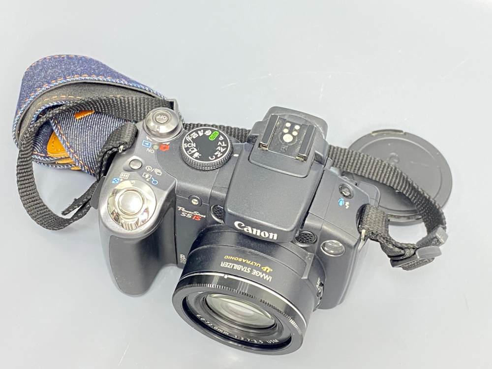Canon PowerShot S5 IS