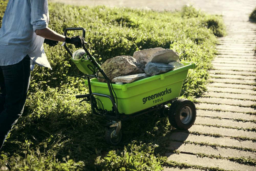 Аккумуляторная самоходная садовая тележка Greenwork G40GCK6, 7400007UH, 40v, 106 л, АКБ 8 А·ч и ЗУ