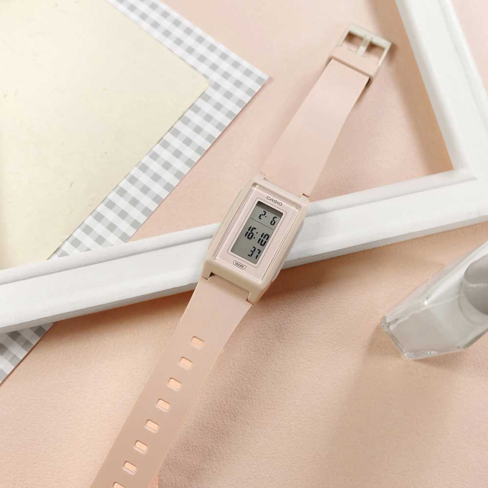 Часы Casio LF-10WH-4