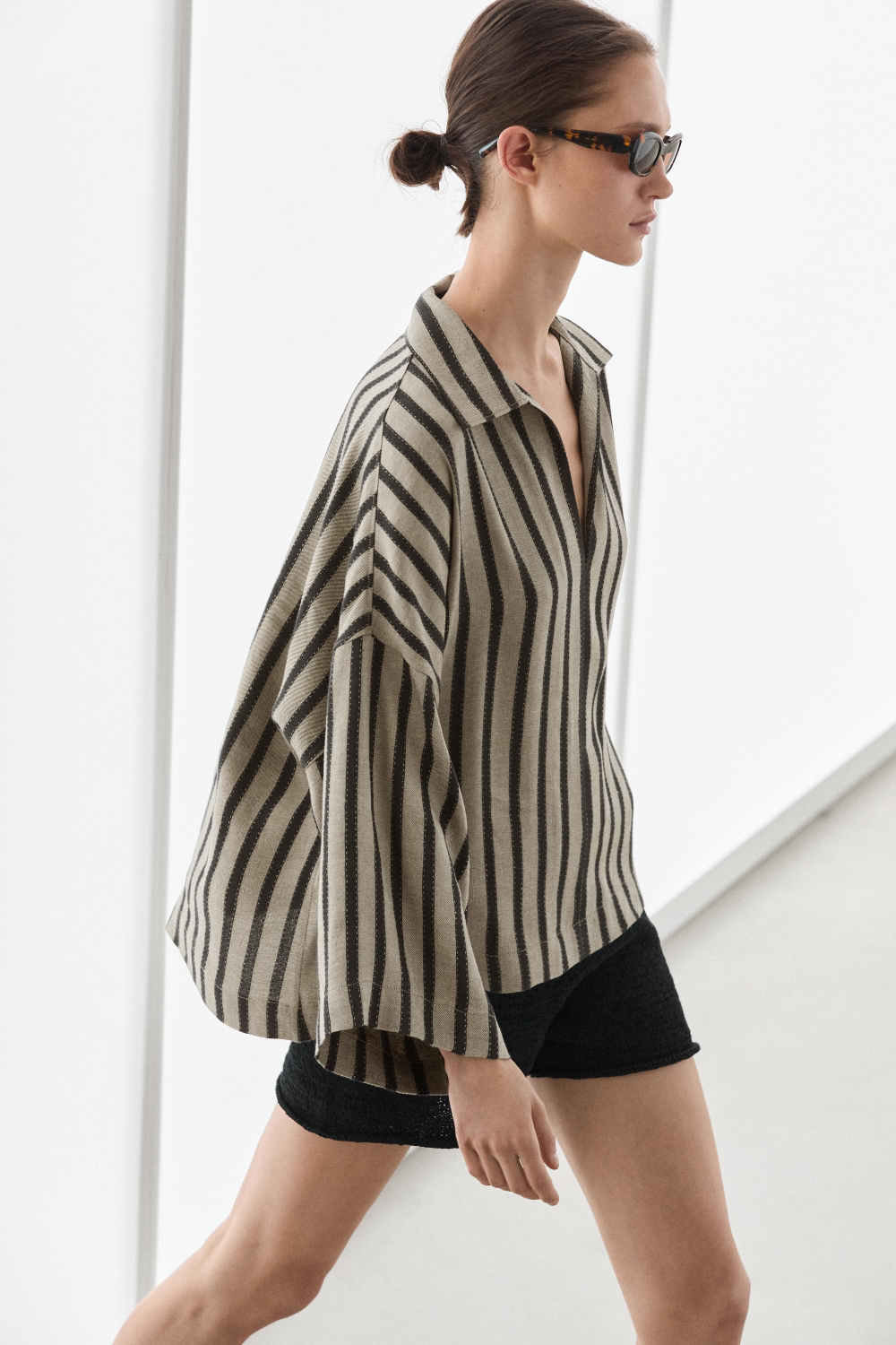 Massimo Dutti Блуза оверсайз в полоску из смесового льна, песочный