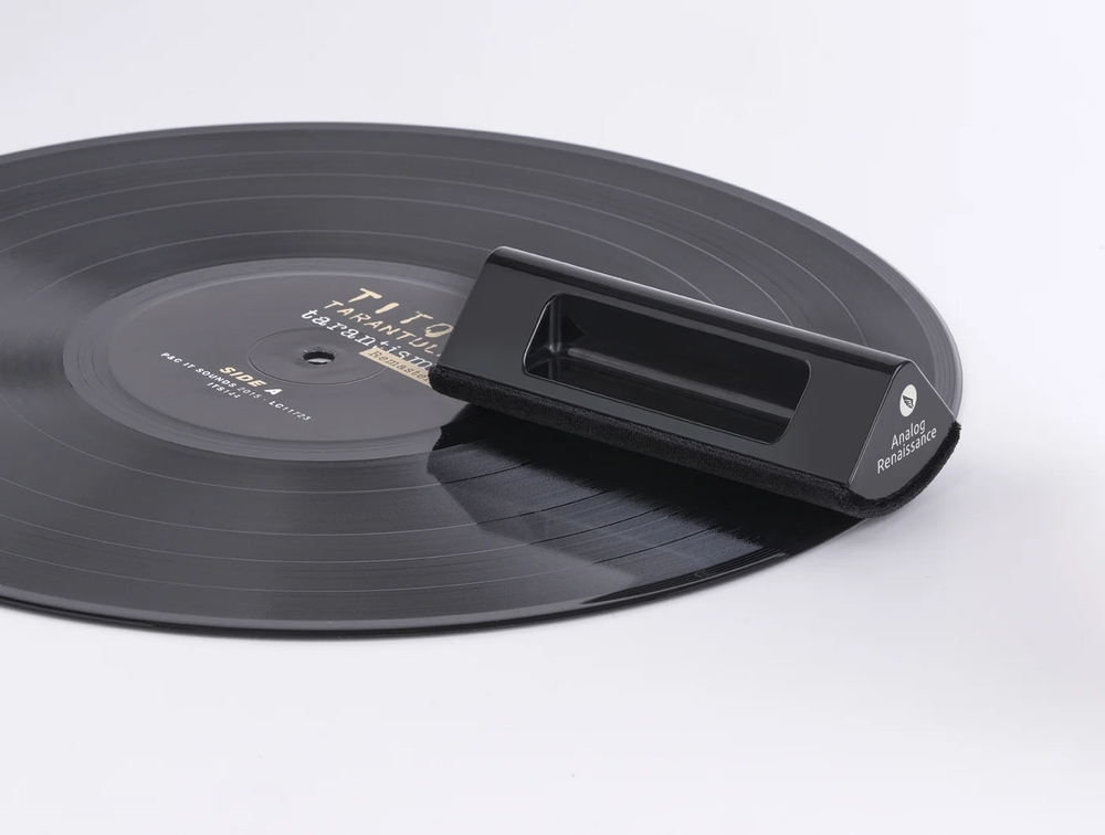 Щетка Вельветовая Для Виниловых Пластинок (Analog Renaissance Record Velvet Brush - Black)
