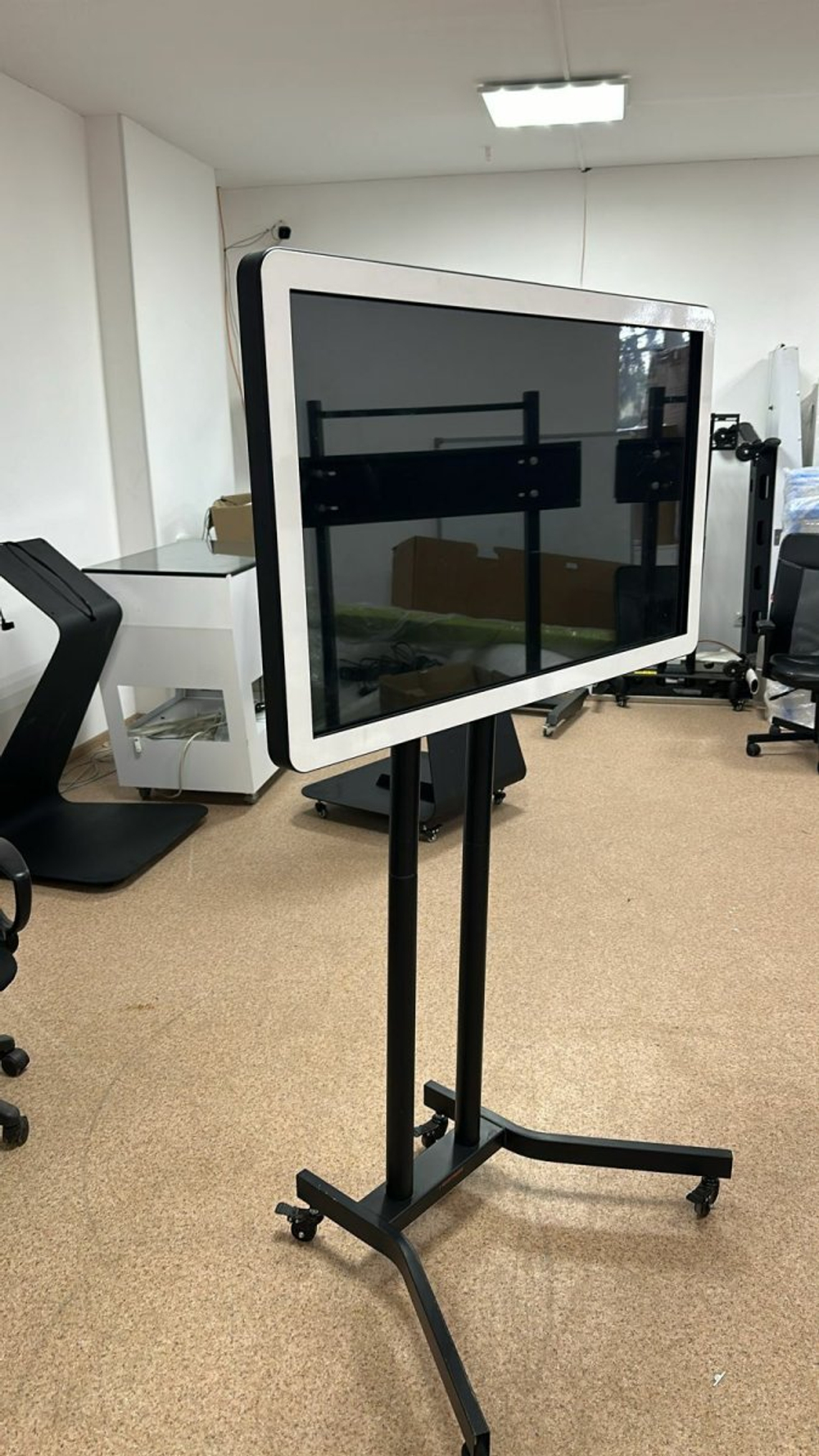 Интерактивный дисплей BM Stark New 43"