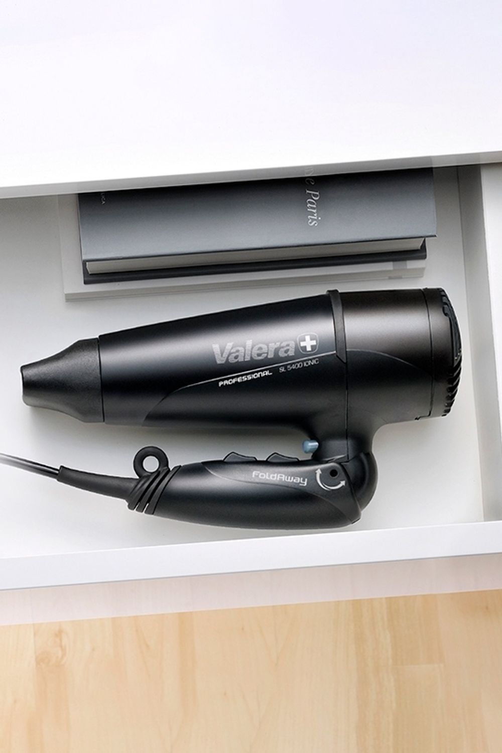 Фен Valera Professional Swiss Light 5400 Fold-Away Ionic Black (SL 5400 T) - 2