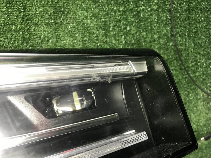Фара правая BMW X7 G07 (19-22) Laser Light