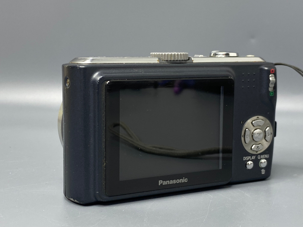 Panasonic Lumix DMC-TZ4