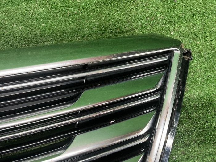 Решетка радиатора Cadillac XT5 (2016-2019)