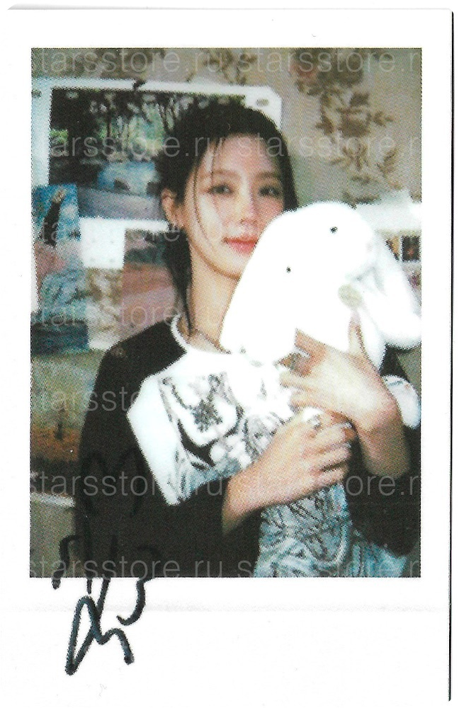 Полароид Miyeon i-dle - I FEEL (Apple Music) Полароид Miyeon i-dle - I FEEL (Apple Music)