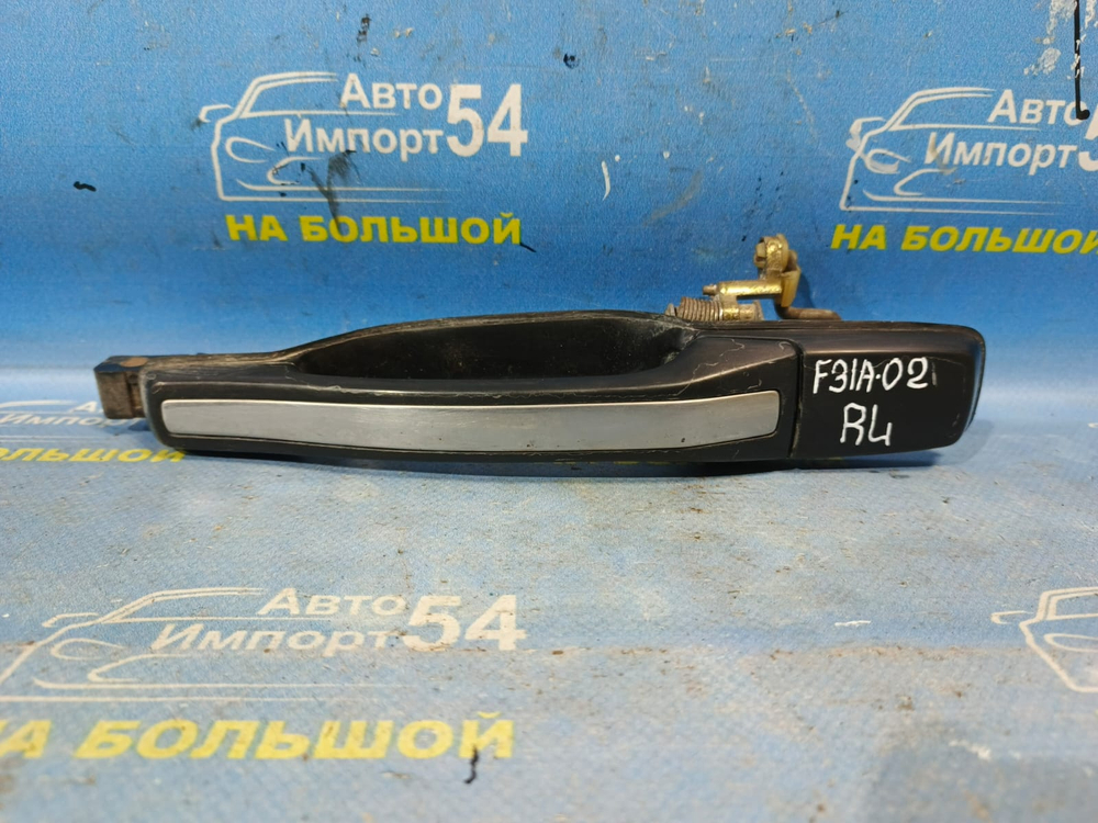 Ручка двери задней левой внешняя MITSUBISHI DIAMANTE 1997