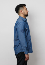 Рубашка мужская с накладными карманами DENIM LIGHT BLUE