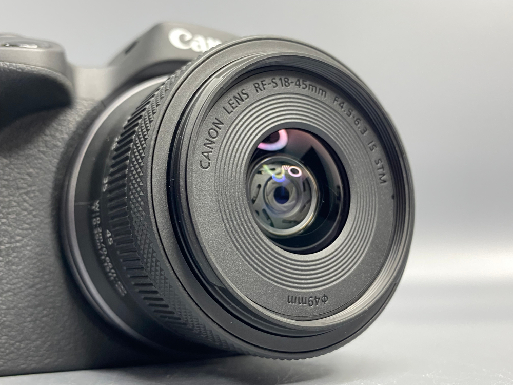 Canon R50 Kit 18-45mm 6.000 кадров
