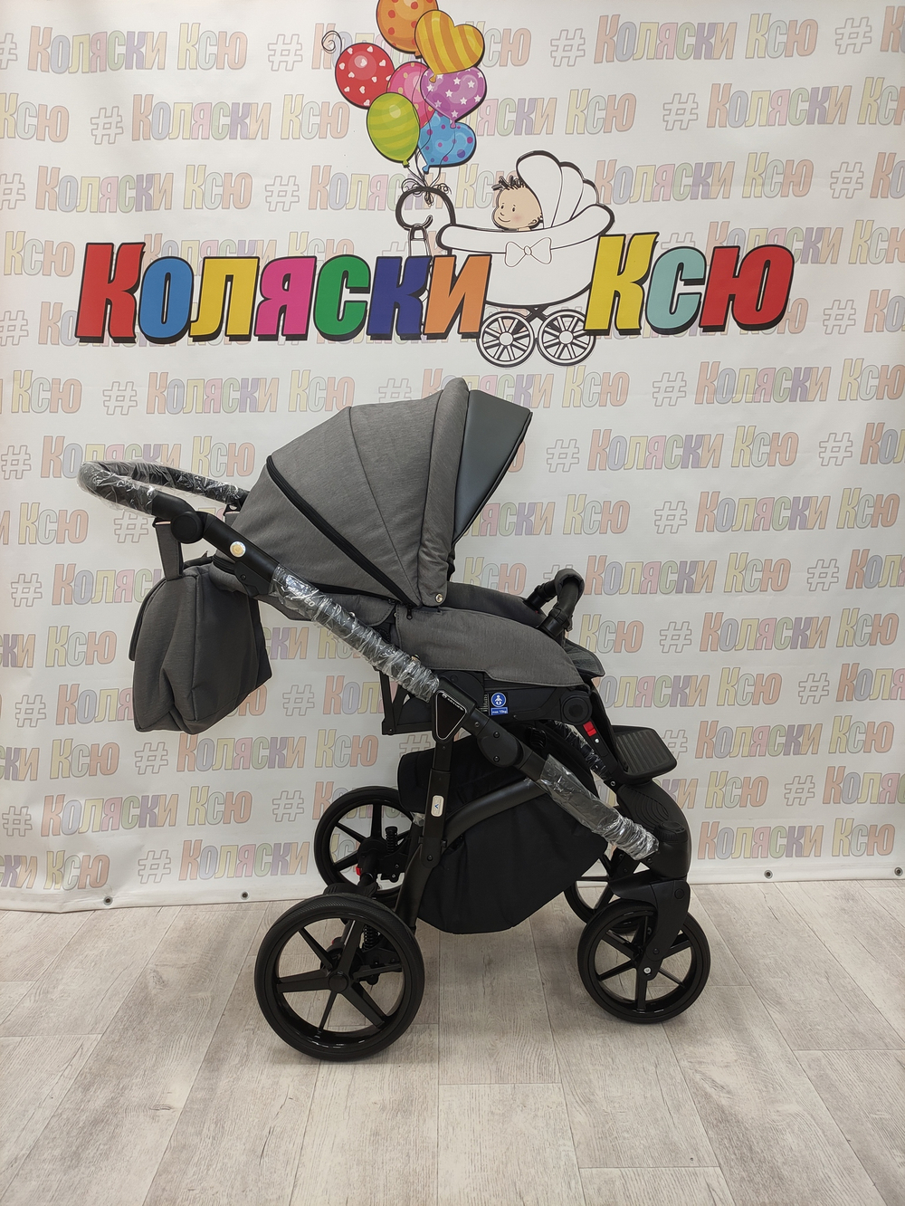 Коляска модульная Adamex Bibione BI-PS86