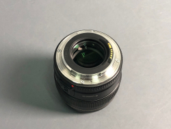 Canon 100mm F2 USM (Помята резьба под светофильтр)