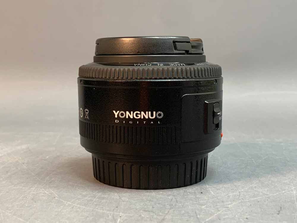 Yongnuo YN 35mm f/2.0 Canon EF
