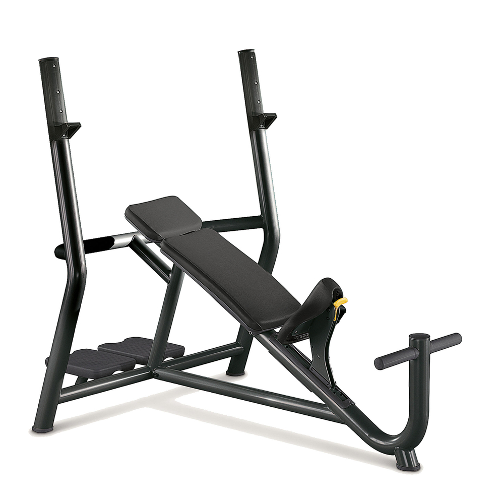 Олимпийская наклонная силовая скамья Technogym INCLINED BENCH