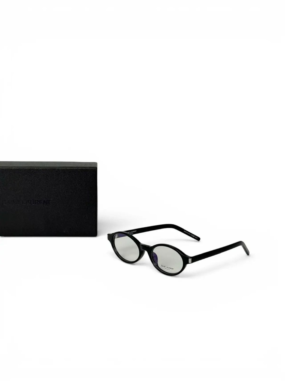 Солнцезащитные очки Yves Saint Laurent