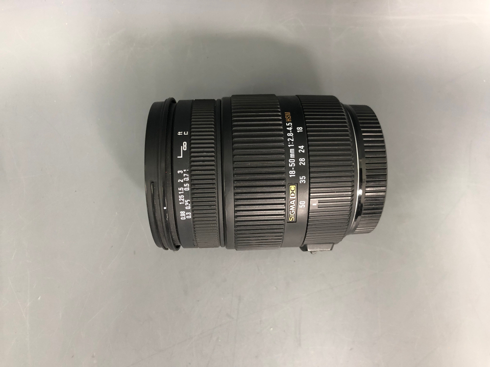 Sigma 18-50mm 2.8-4.5 DC HSM