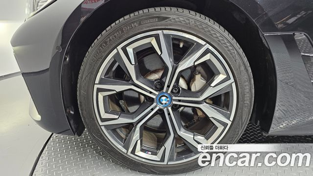BMW i4 eDrive40 M Sports — 2022