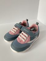 Новые кроссовки Geox, 23