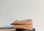 Сумка Bottega Veneta Andiamo Small — бежевая — фото 4