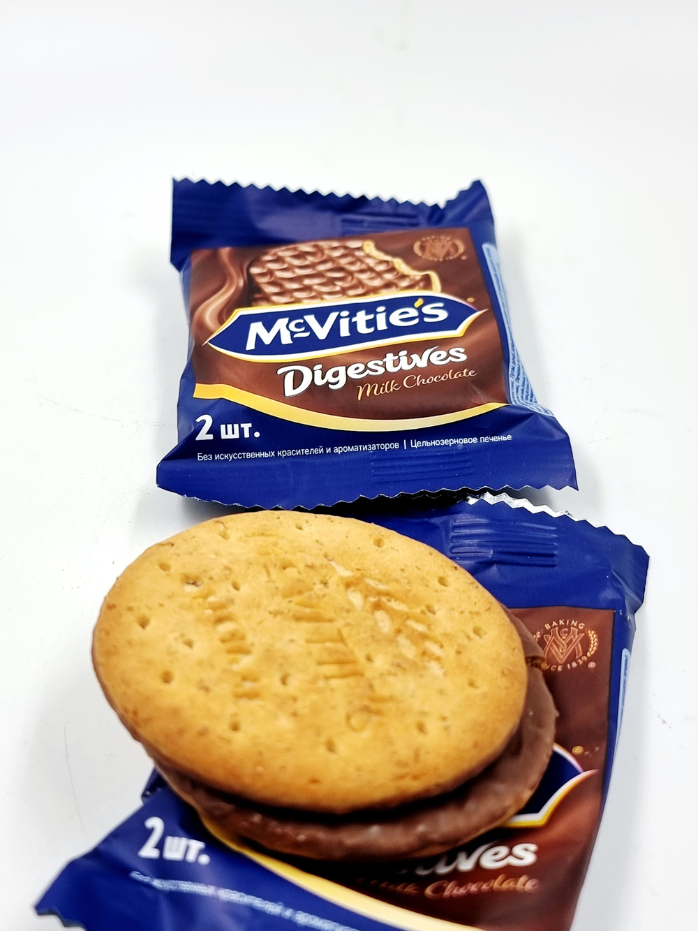 Печенье Mcvitie's Digestives цельнозерновое с молочным шоколадом, 133,2 г