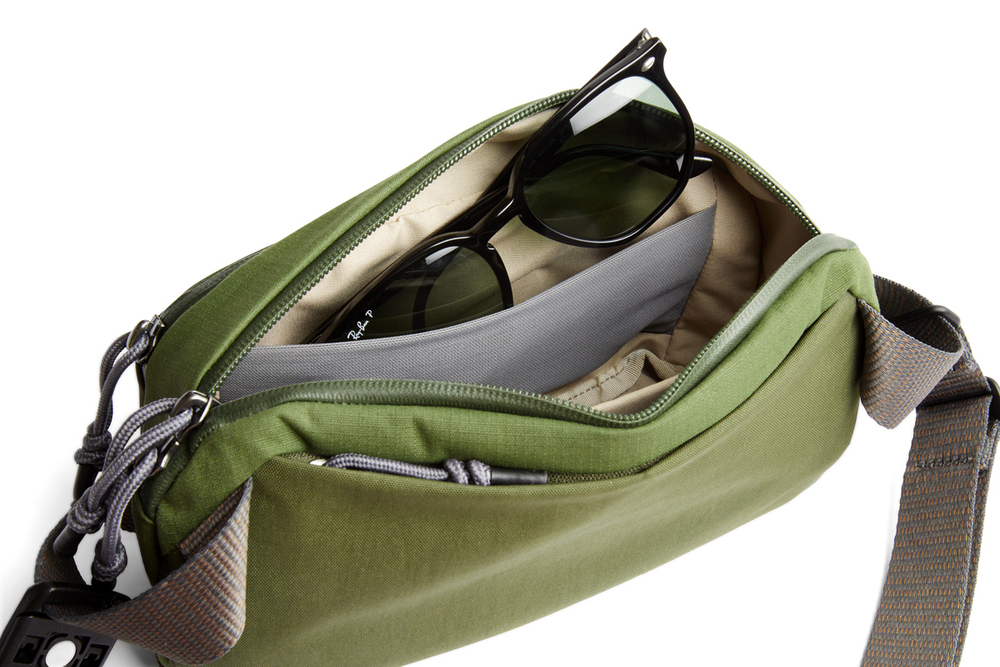 Сумка Bellroy Venture Ready Sling 2.5L