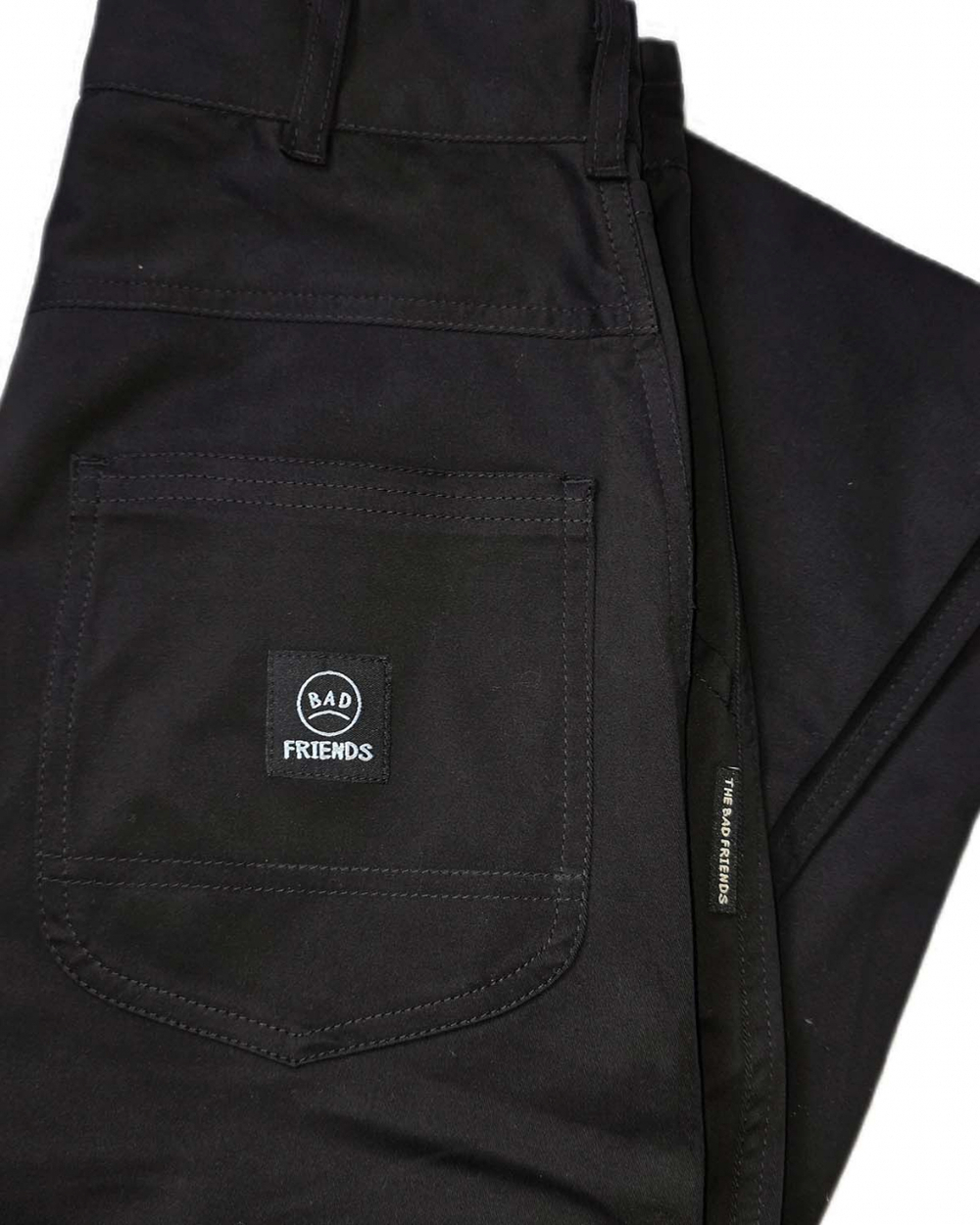 Брюки THE BAD FRIENDS Casual pants пичсофт черный