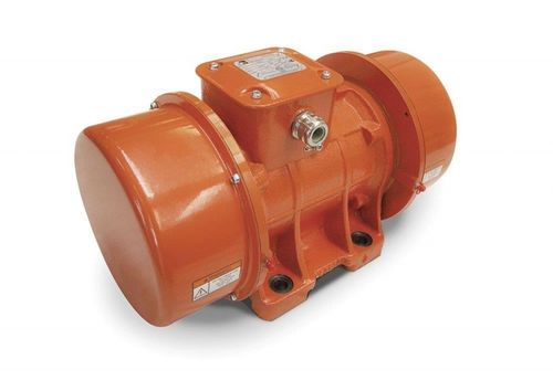 OLI W-MVE 1600/3N-60A0 площадочный вибратор OLI-WOLONG