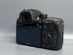 Samsung NX1 — карта памяти вытаскивается с усилием, колесо выдержек работает некорректно, 29 000 кадров