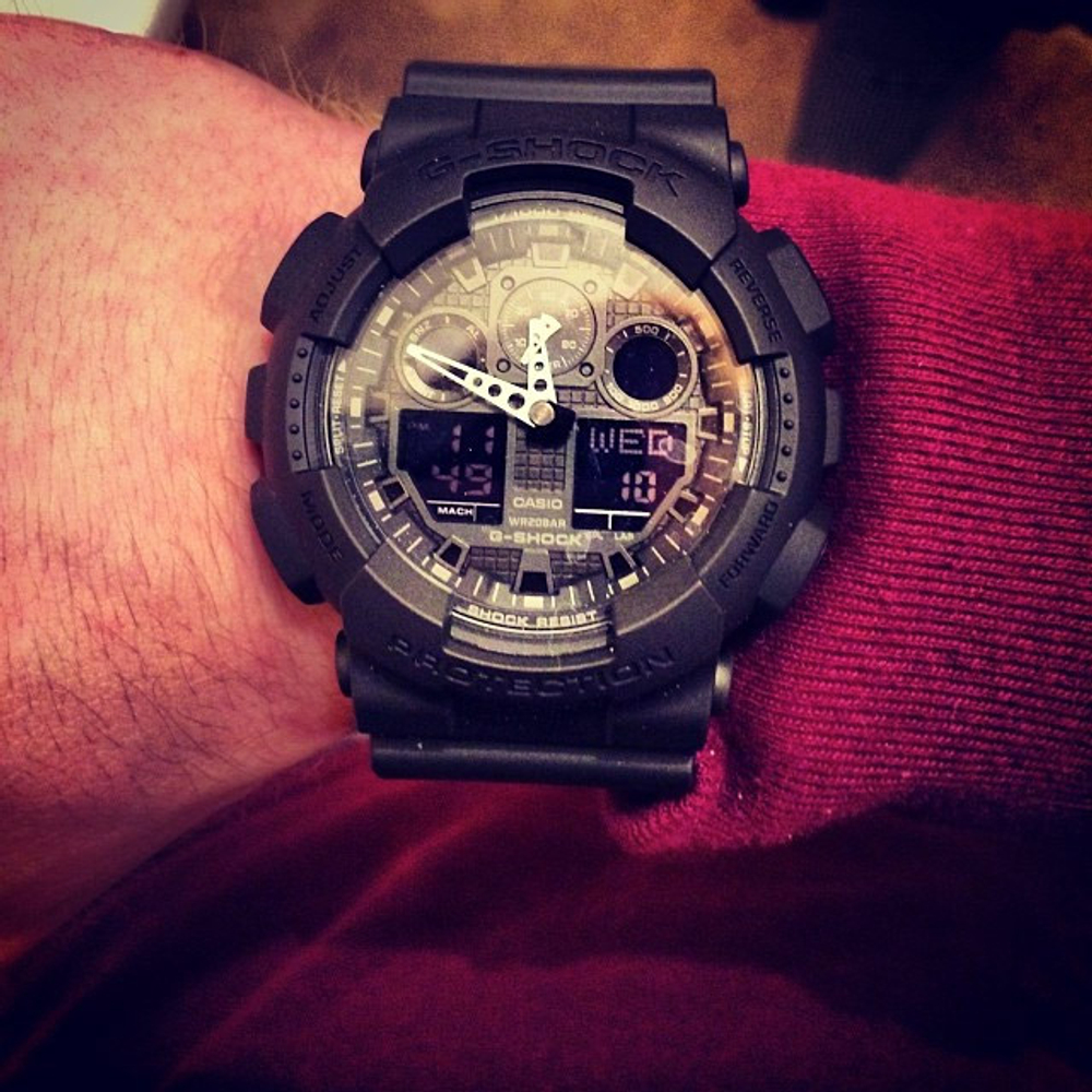 Часы Casio GA-100-1A1