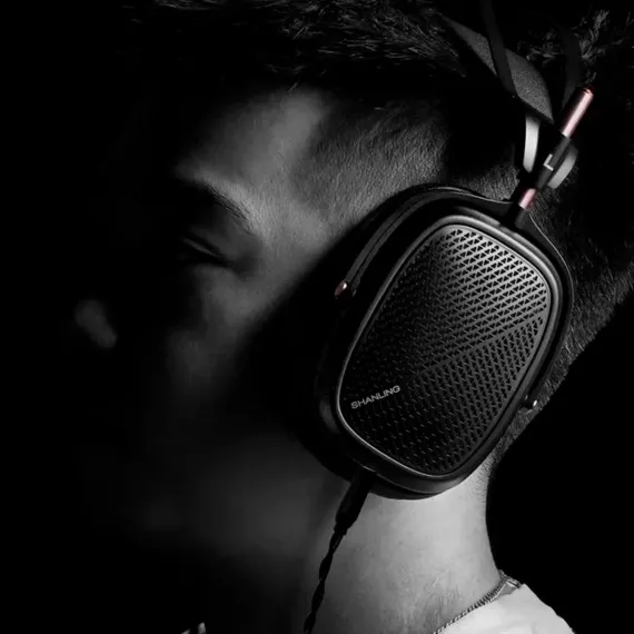 Shanling HW600 Black
