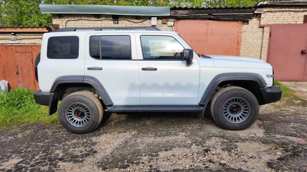 Диск колёсный литой MAT Offroad F1908C R17 8.0 ET0 Gun Gray/Dark Matte Tint